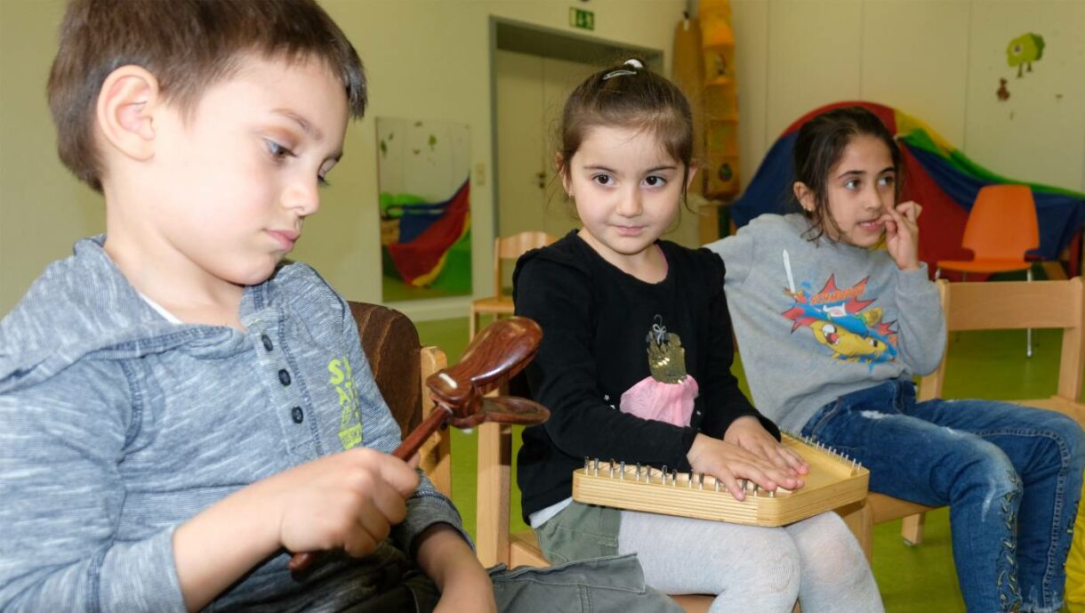 Durch Musik zur Sprache - Kita Siegmundstraße - Kroschke Kinderstiftung